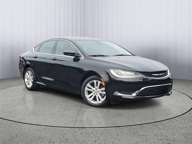 2015 Chrysler 200 Limited — Sedan — 47,645 mi — Paw Paw, MI