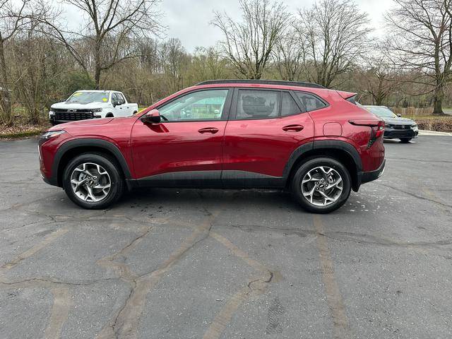 2024 Chevrolet Trax LT — SUV — 2,500 mi — Canal Fulton, OH