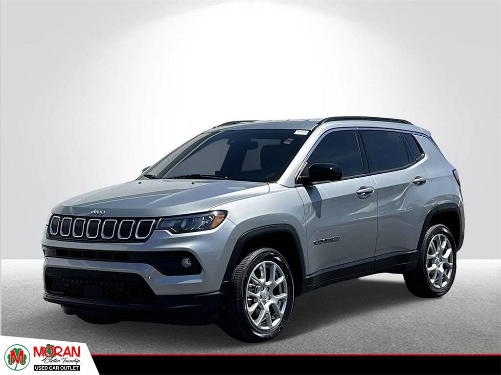 2022 Jeep Compass Latitude Lux — SUV — 33,596 mi — Clinton Township, MI