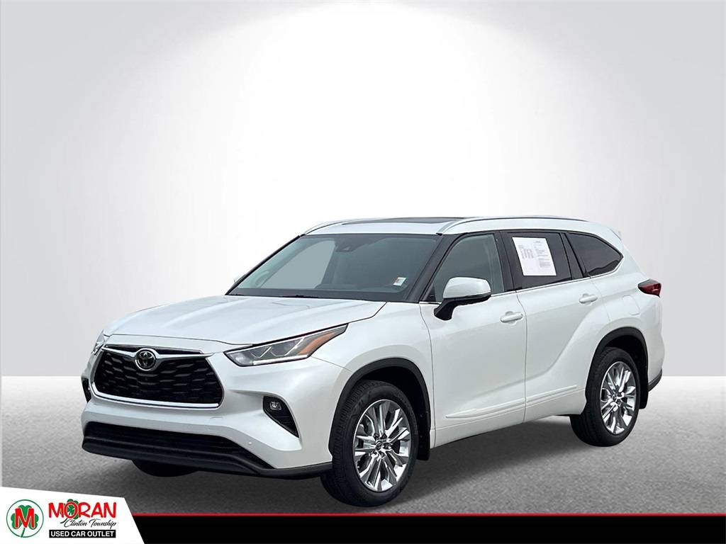 2022 Toyota Highlander Limited — SUV — 19,141 mi — Clinton Township, MI