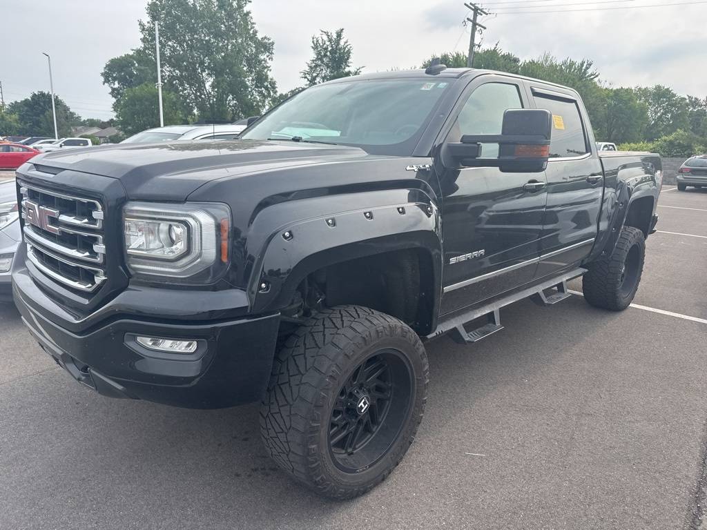 2017 GMC Sierra 1500 SLT — Pickup Truck — 127,855 mi — Clinton Township, MI