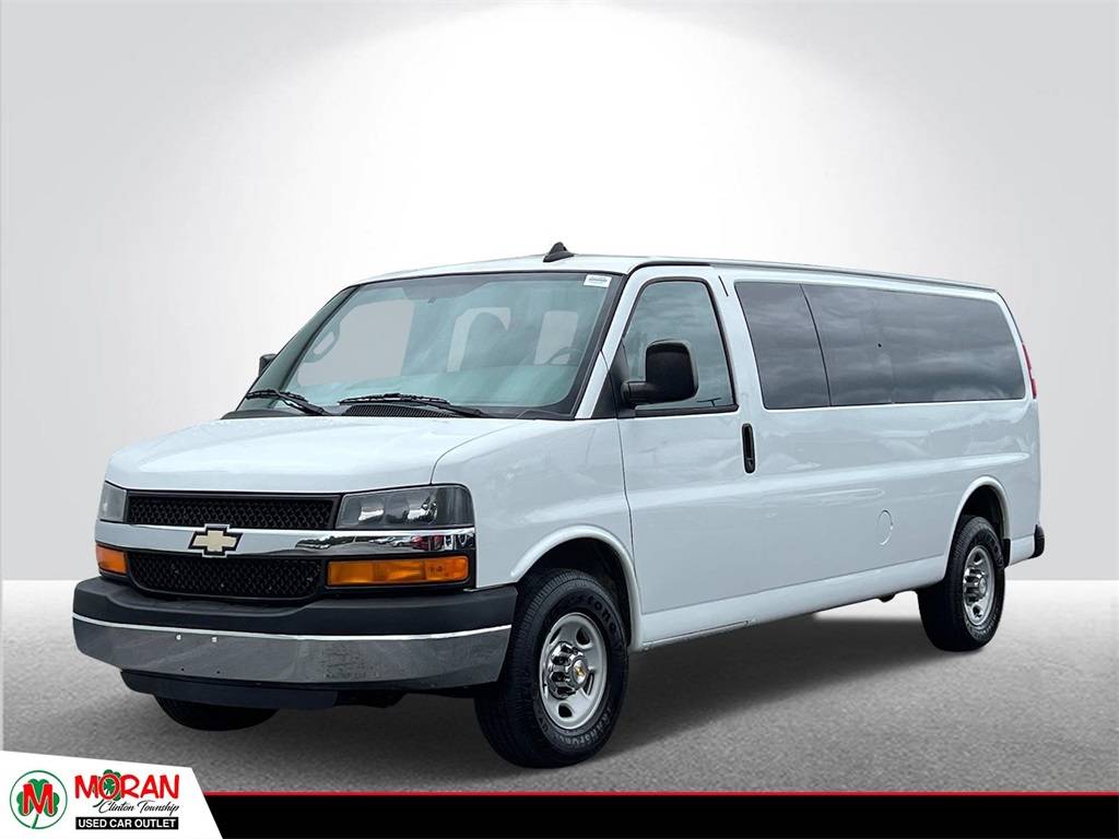2016 Chevrolet Express Passenger LT — Passenger Van — 68,783 mi — Clinton Township, MI