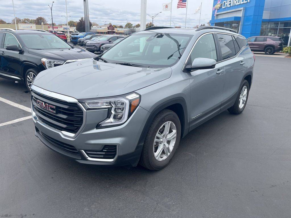 2023 GMC Terrain SLE — SUV — 14,732 mi — Clinton Township, MI