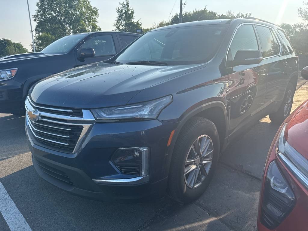 2023 Chevrolet Traverse LT Cloth — SUV — 12,083 mi — Clinton Township, MI
