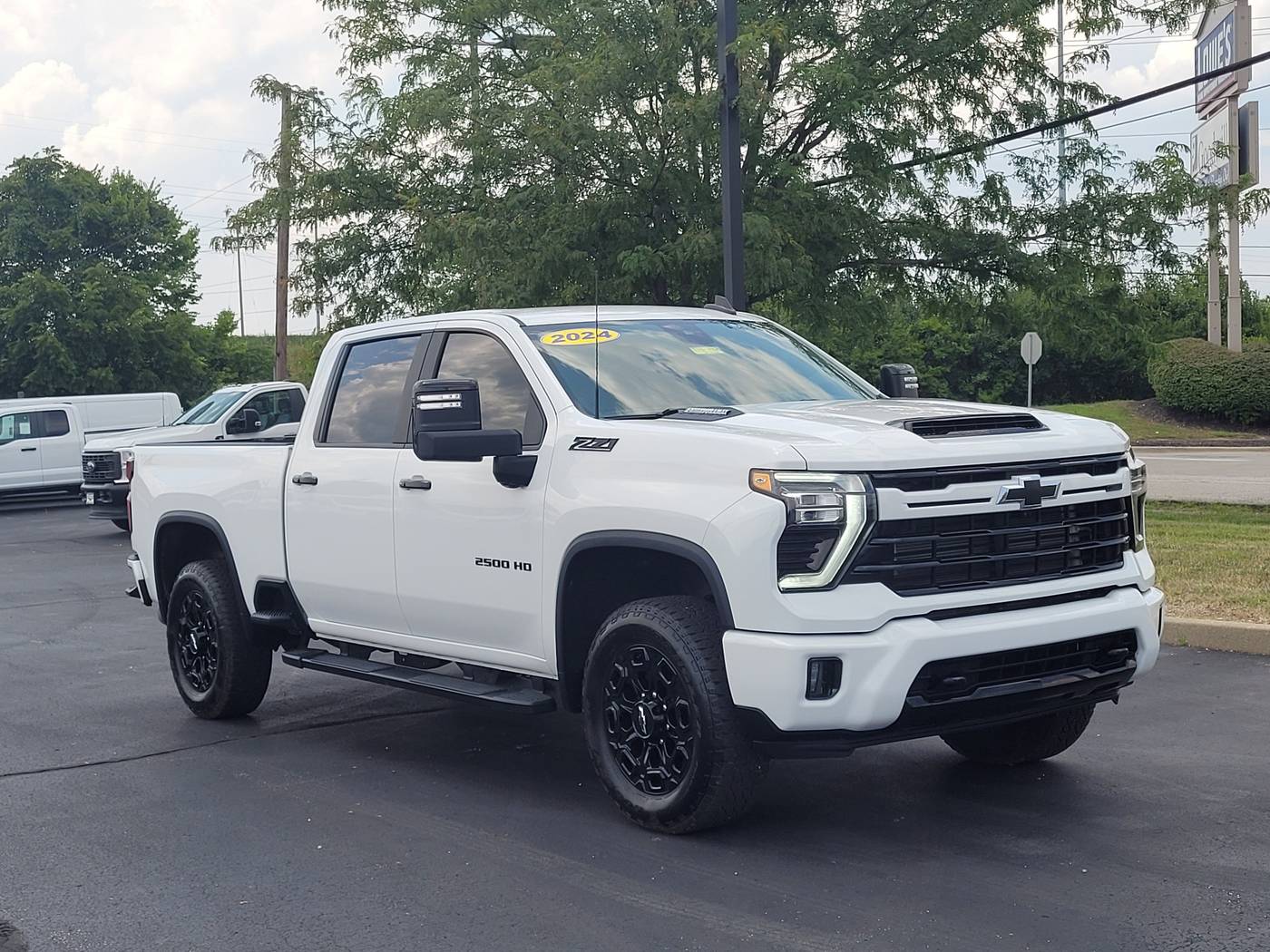 2024 Chevrolet Silverado 2500HD LT — Pickup Truck — 18,896 mi — Cincinnati, OH