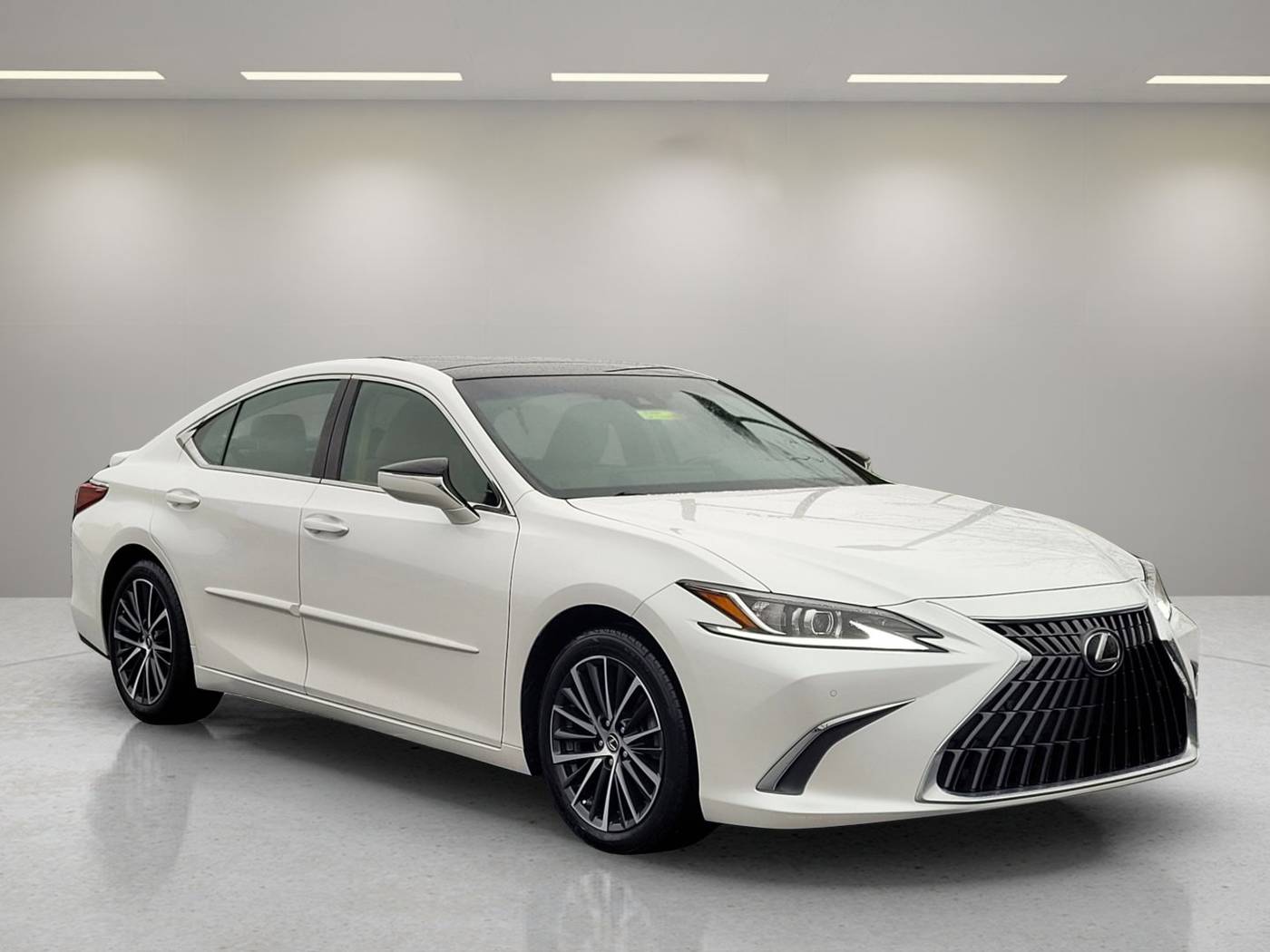 2022 Lexus ES ES 350 — Sedan — 12,637 mi — Cincinnati, OH
