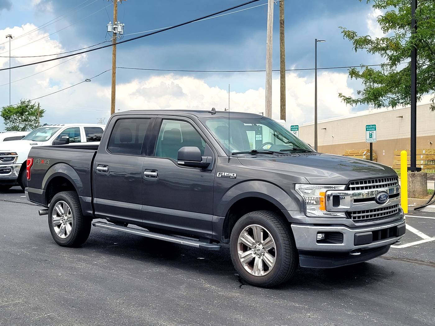 2018 Ford F-150 XLT — Pickup Truck — 90,589 mi — Cincinnati, OH
