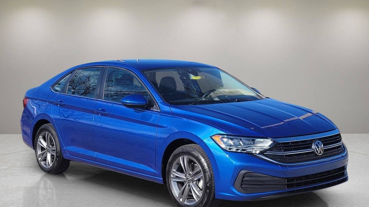 2024 Volkswagen Jetta SE — Sedan — 5,602 mi — Cincinnati, OH