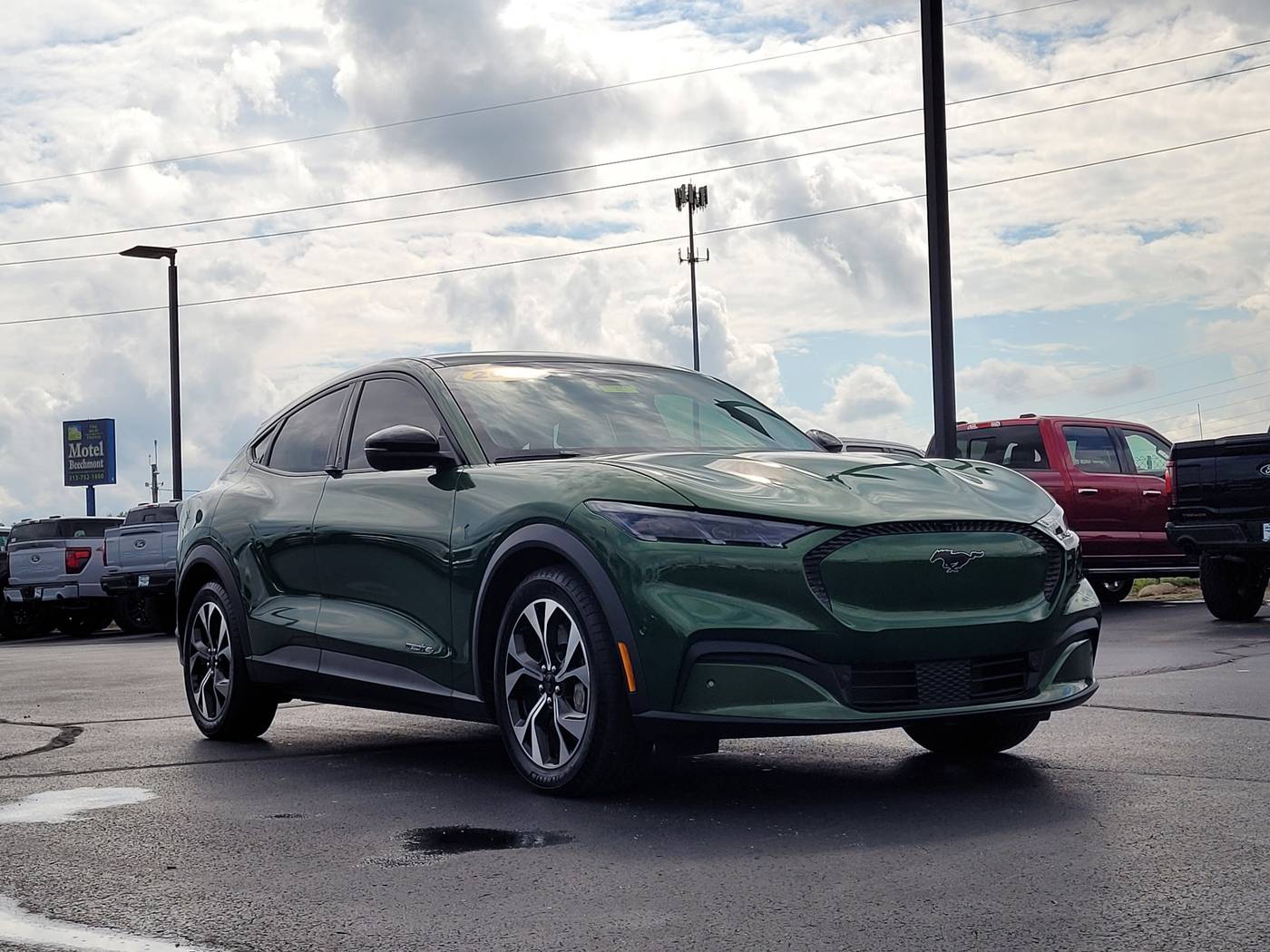 2024 Ford Mustang Mach-E Select — SUV — 14,265 mi — Cincinnati, OH