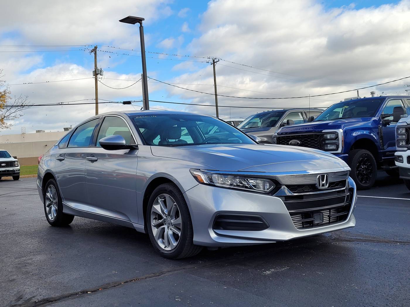 2020 Honda Accord LX — Sedan — 24,550 mi — Cincinnati, OH