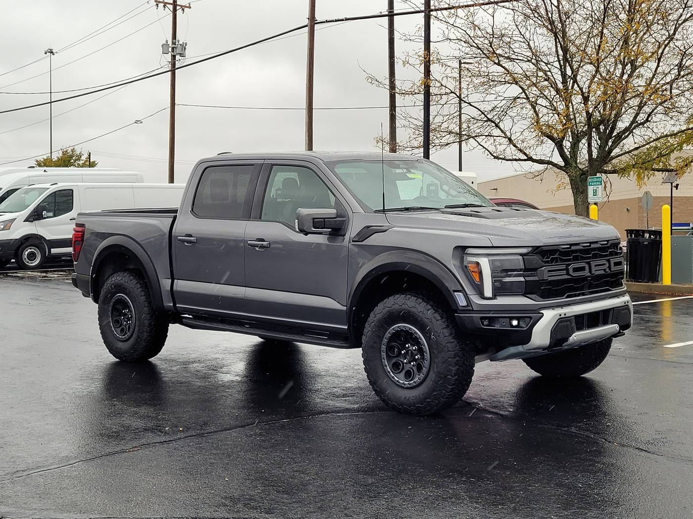 2025 Ford F-150 Raptor — Pickup Truck — 5,080 mi — Cincinnati, OH