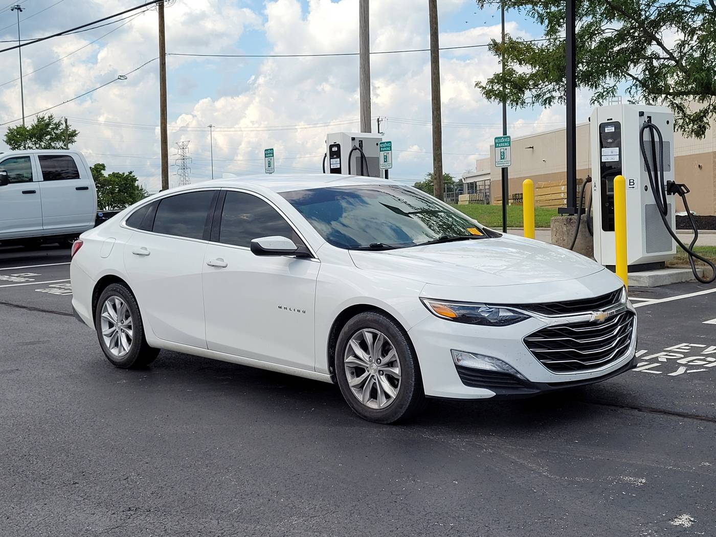 2020 Chevrolet Malibu LT — Sedan — 105,114 mi — Cincinnati, OH