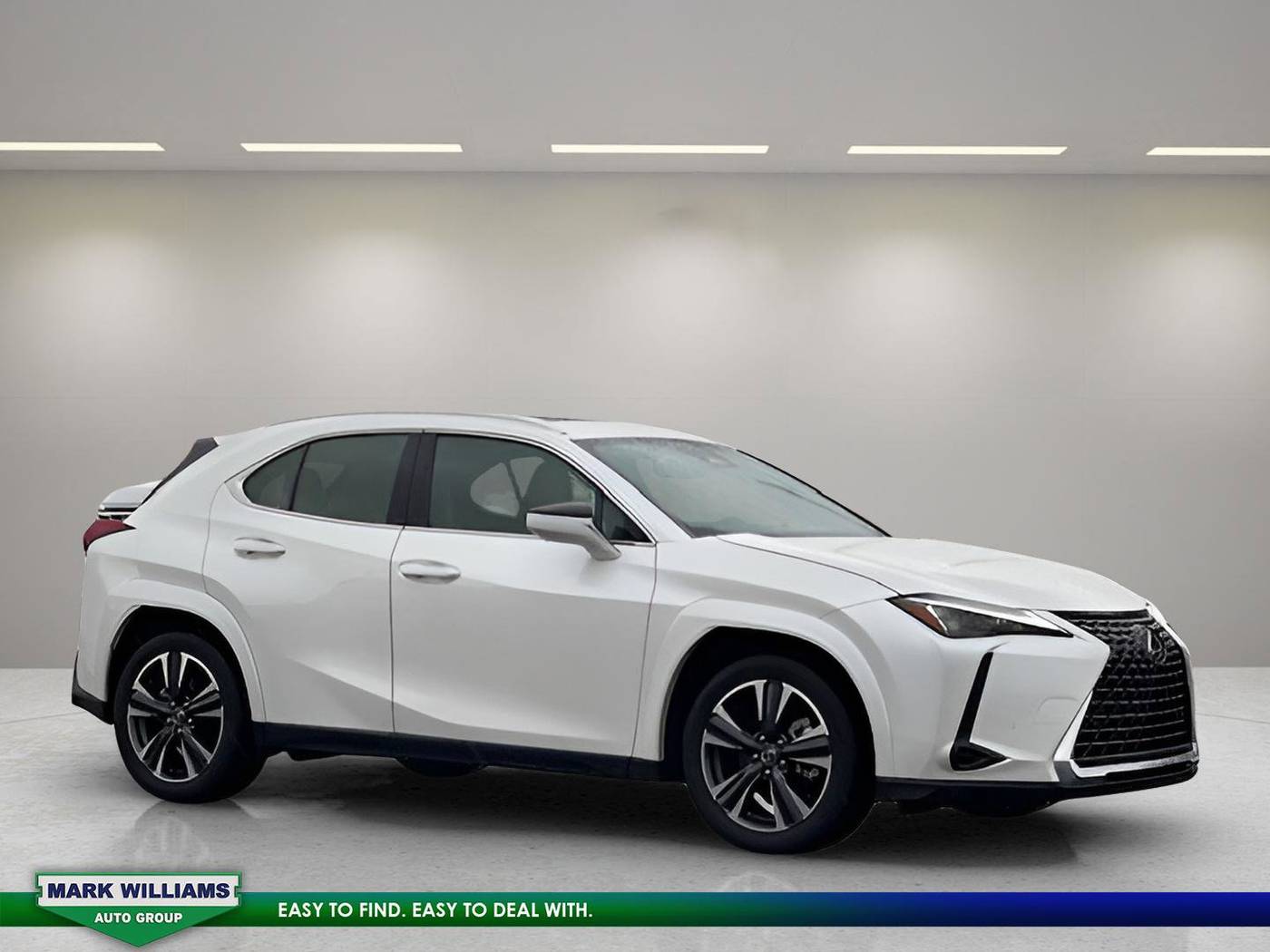 2025 Lexus UX UX 300h Premium — SUV — 2,706 mi — Cincinnati, OH
