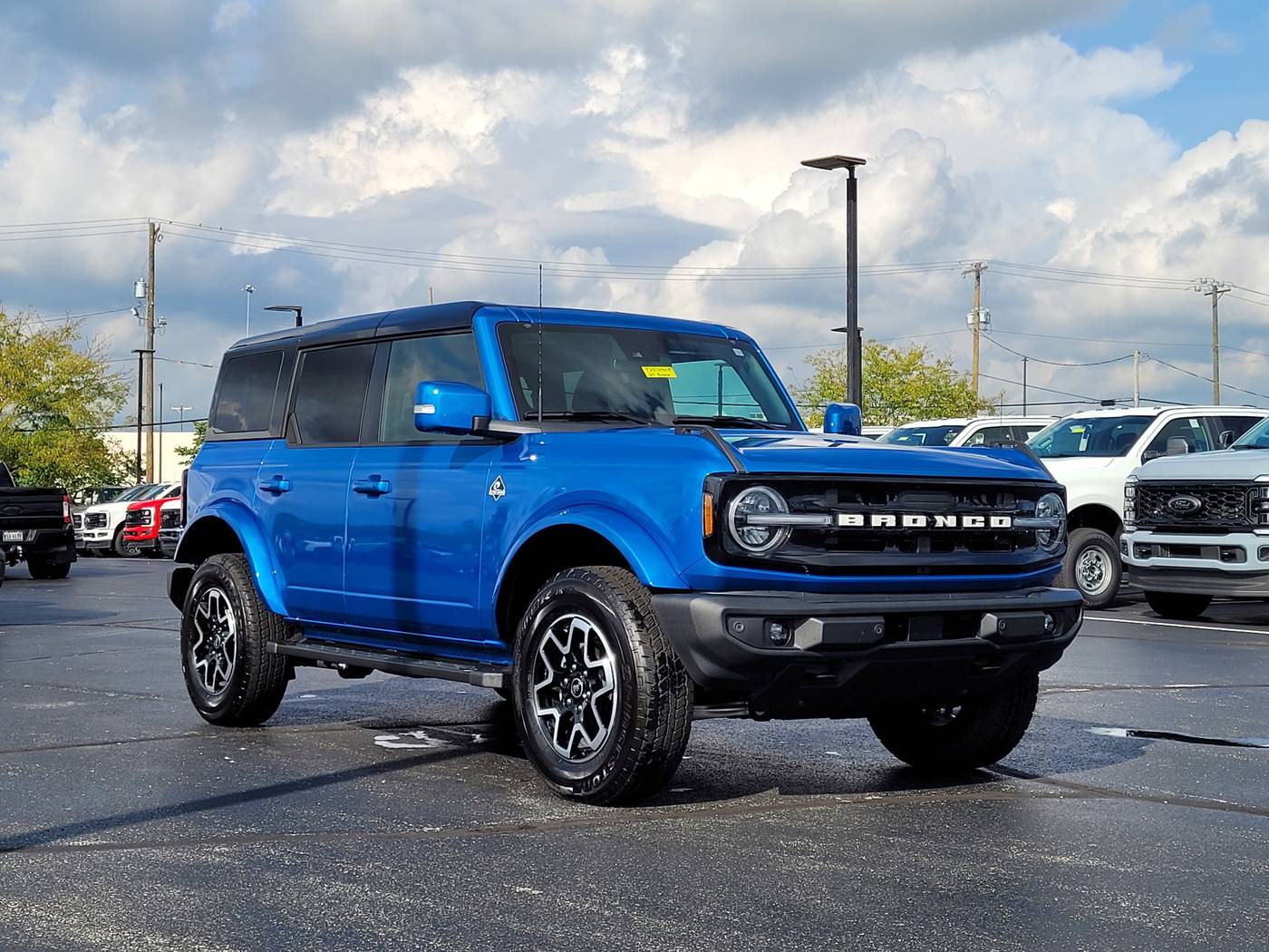 2024 Ford Bronco Outer Banks — SUV — 3,456 mi — Cincinnati, OH