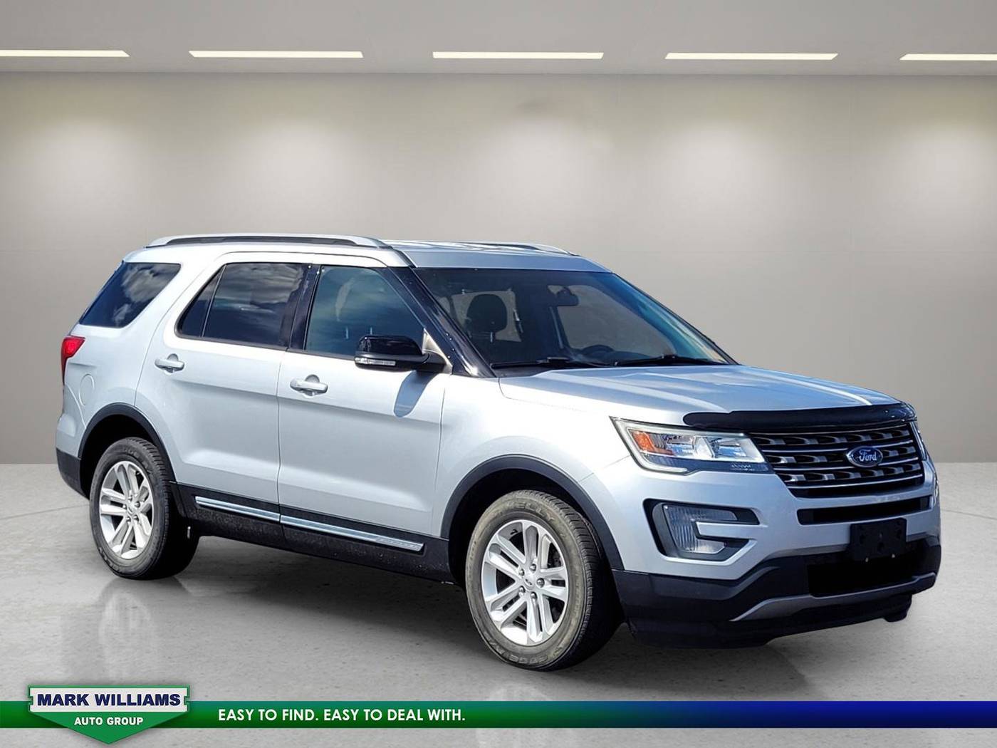 2017 Ford Explorer XLT — SUV — 10,132 mi — Cincinnati, OH