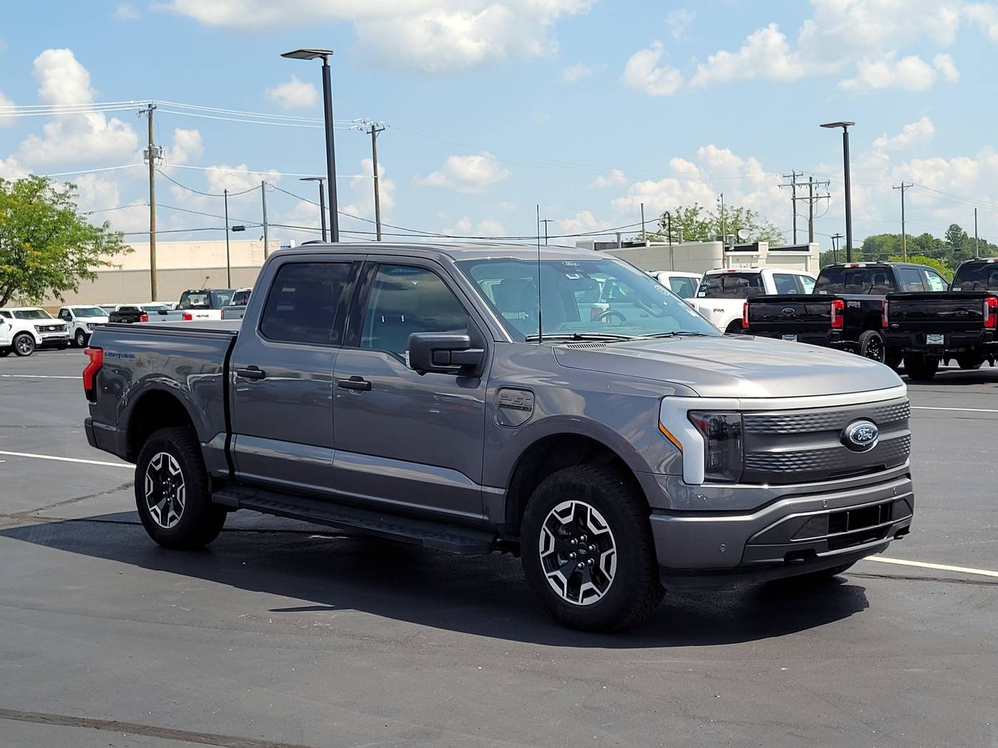 2022 Ford F-150 Lightning XLT — Pickup Truck — 36,850 mi — Cincinnati, OH