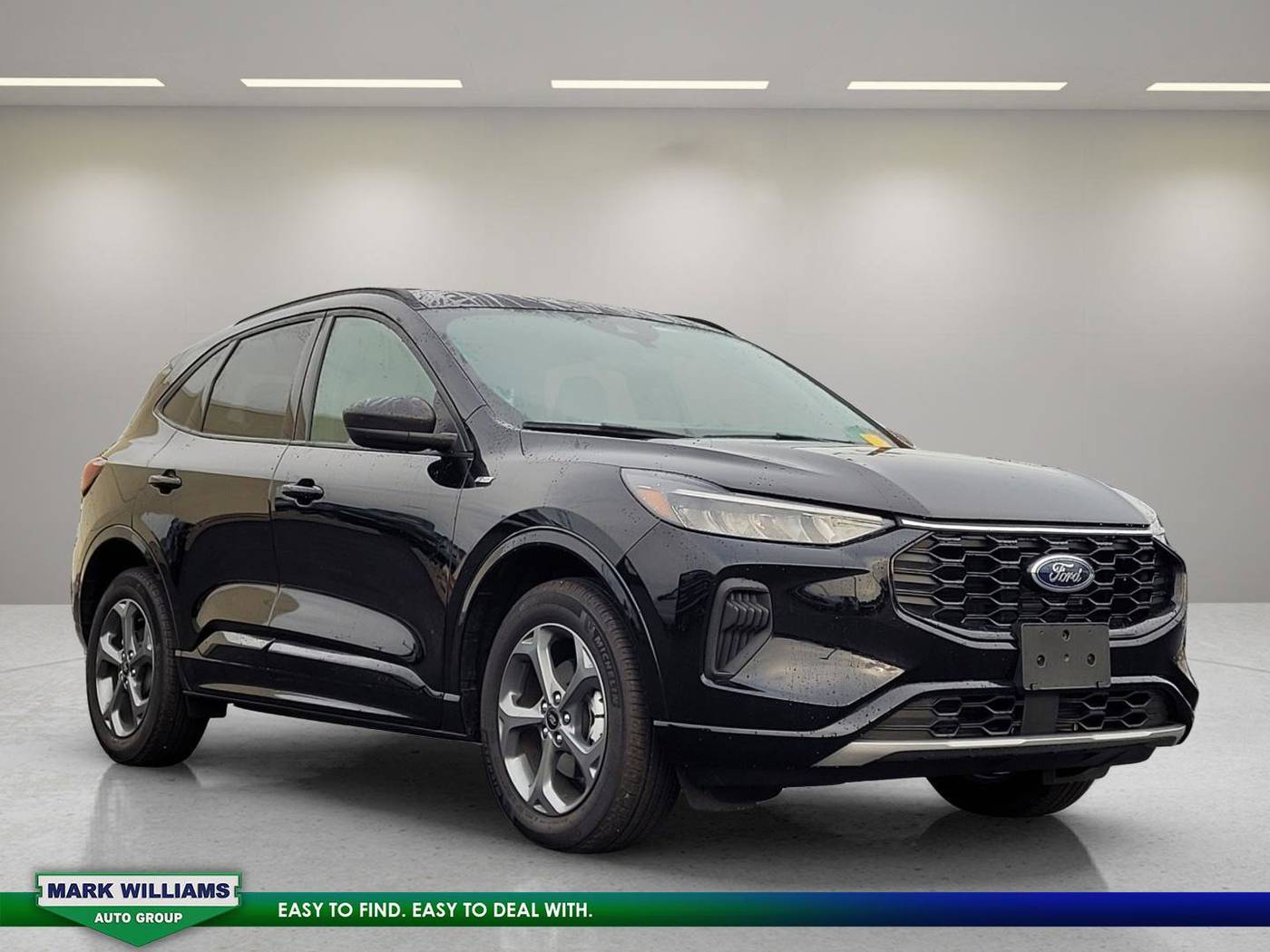 2024 Ford Escape ST-Line — SUV — 2,145 mi — Cincinnati, OH