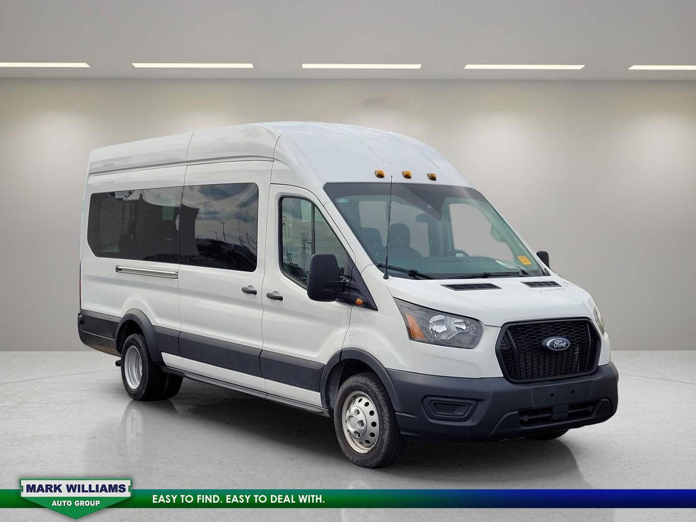 2024 Ford Transit Passenger Wagon T-350 HD XL — Passenger Van — 29,580 mi — Cincinnati, OH