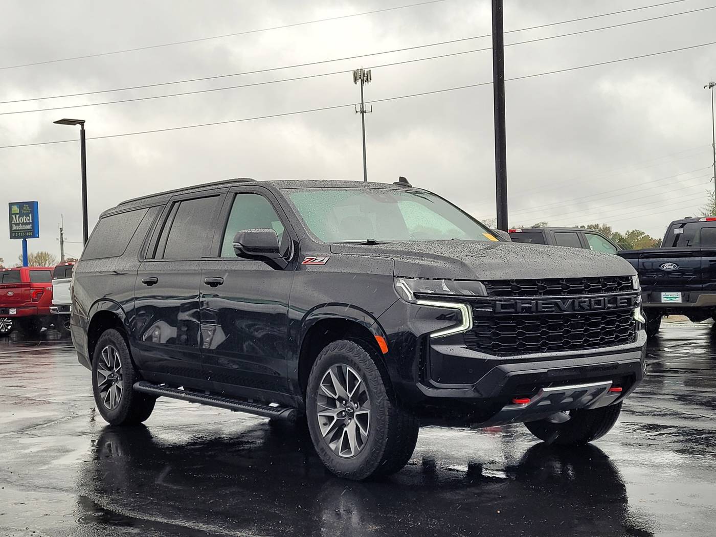 2023 Chevrolet Suburban Z71 — SUV — 34,878 mi — Cincinnati, OH