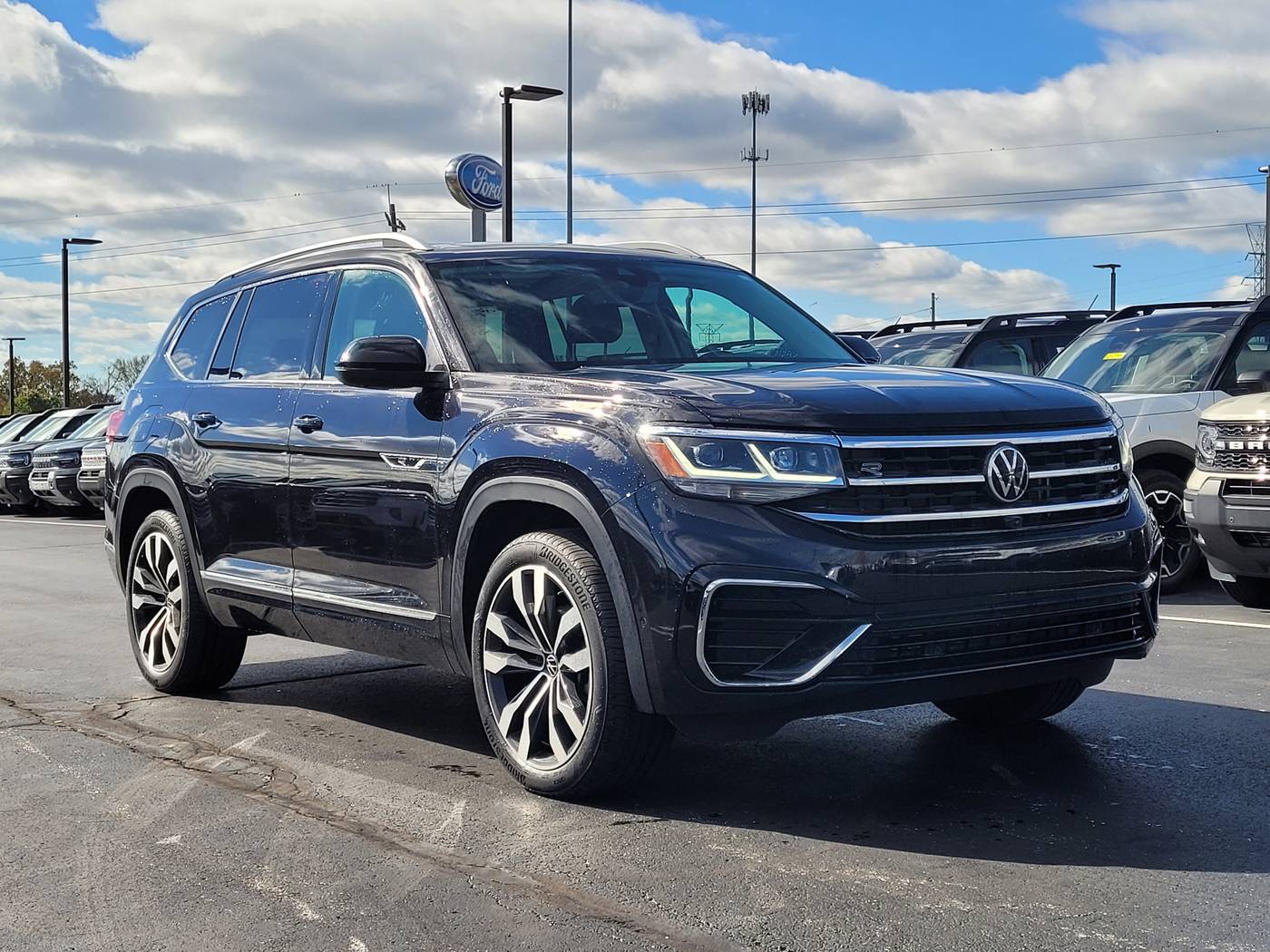 2022 Volkswagen Atlas SEL Premium R-Line — SUV — 77,918 mi — Cincinnati, OH