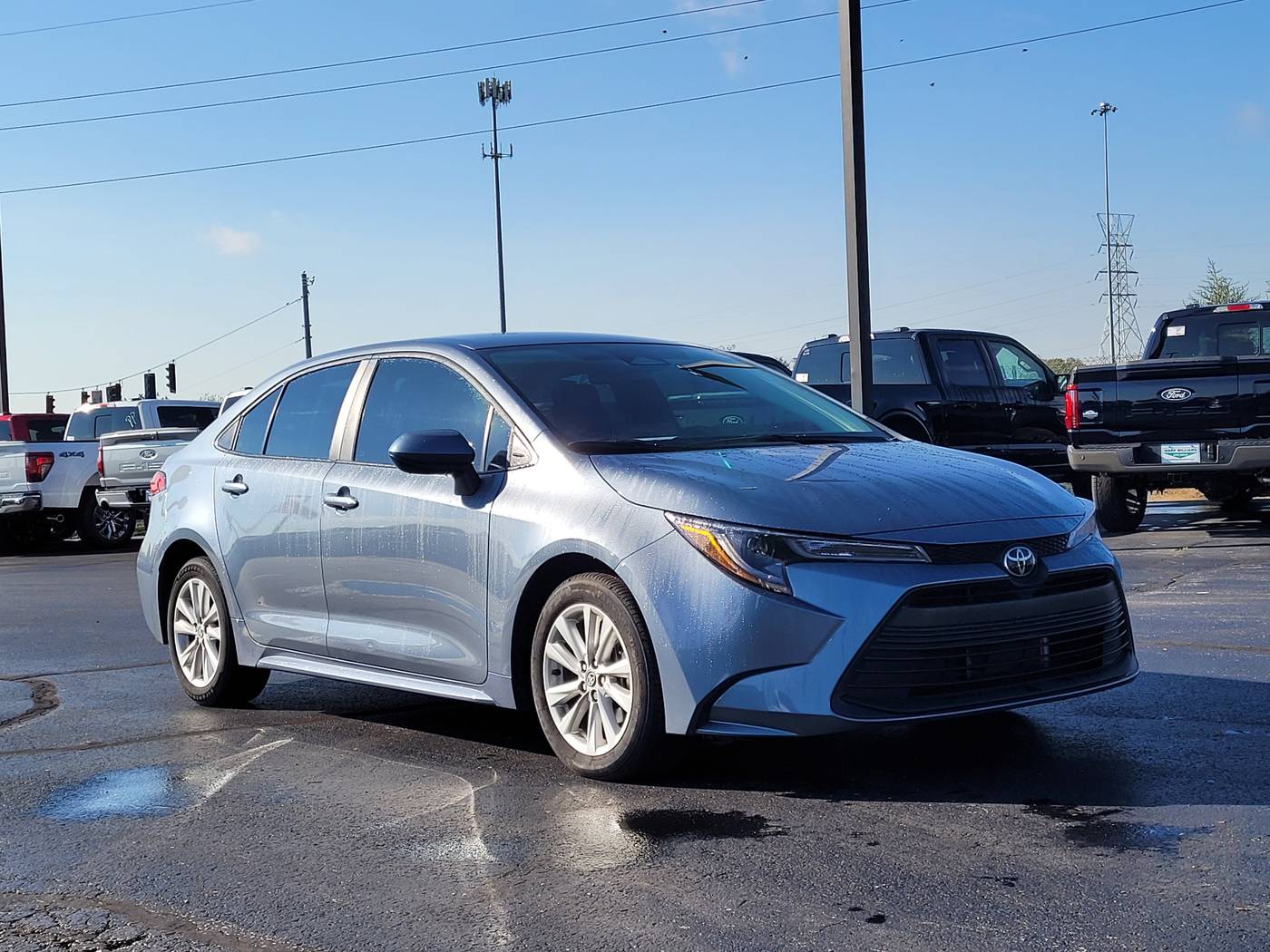 2025 Toyota Corolla LE — Sedan — 22,207 mi — Cincinnati, OH