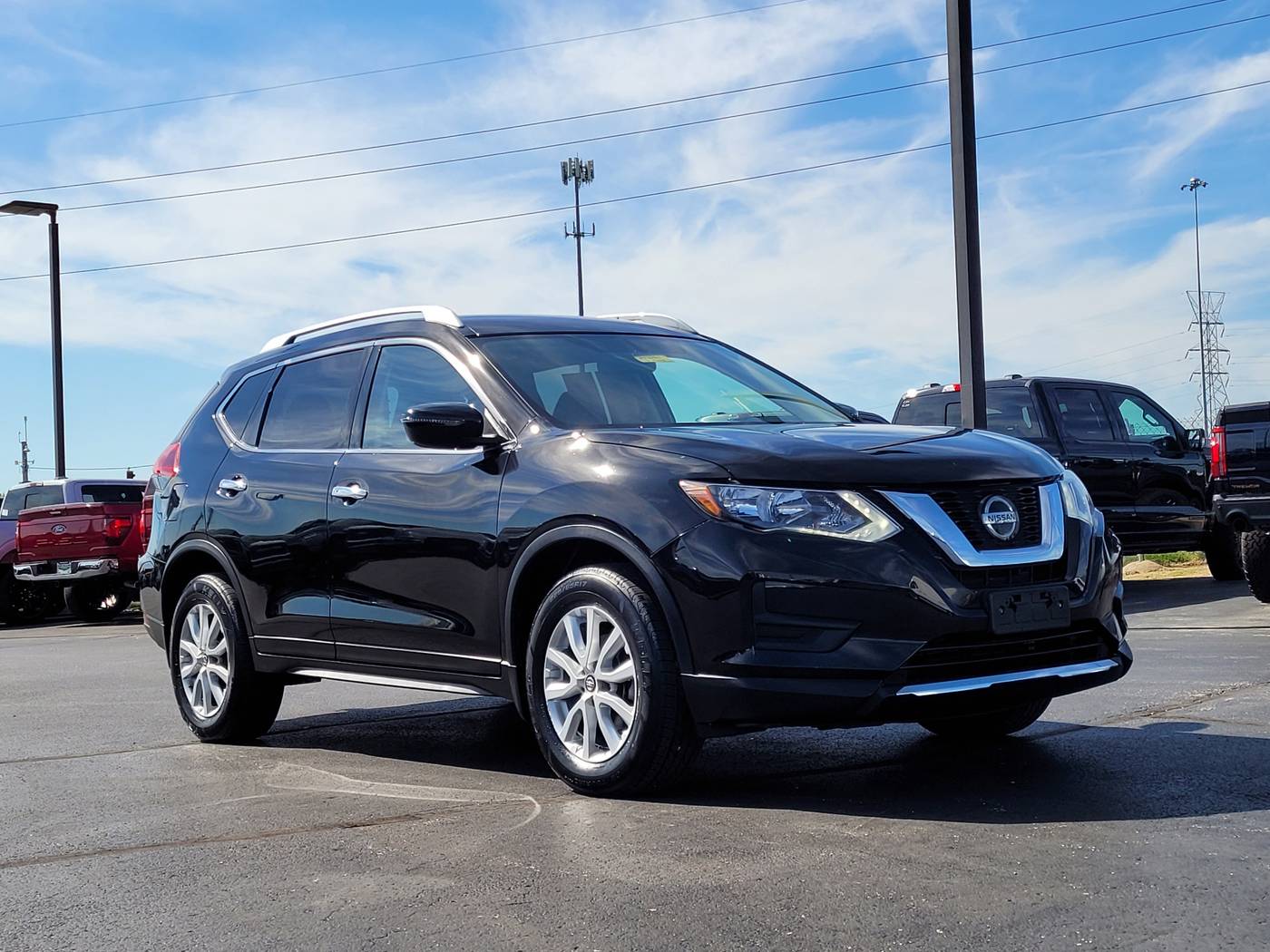 2018 Nissan Rogue SV — SUV — 96,205 mi — Cincinnati, OH