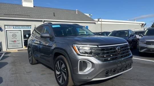 2024 Volkswagen Atlas SE with Technology — SUV — 10,862 mi — Hyannis, MA