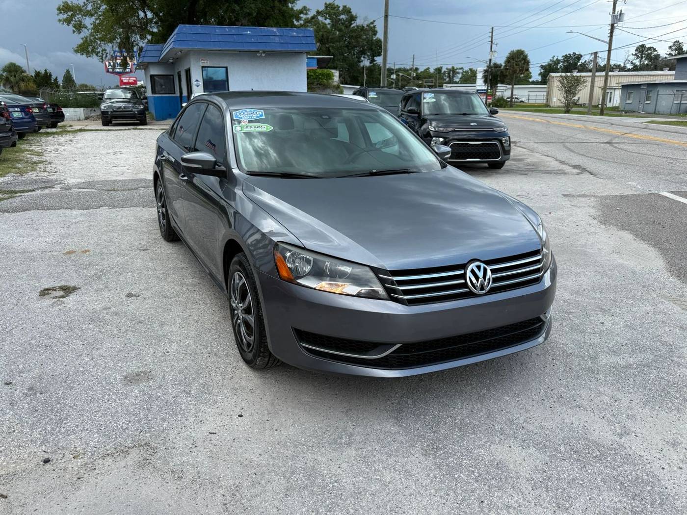2014 Volkswagen Passat S — Sedan — 129,864 mi — Orlando, FL