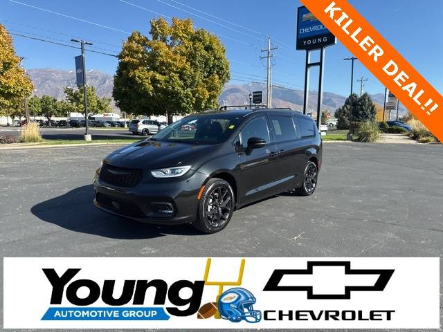 2023 Chrysler Pacifica Touring L — Minivan — 20,252 mi — Layton, UT