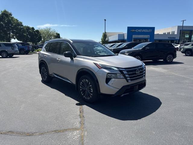 2025 Nissan Rogue Platinum — SUV — 1,882 mi — Layton, UT
