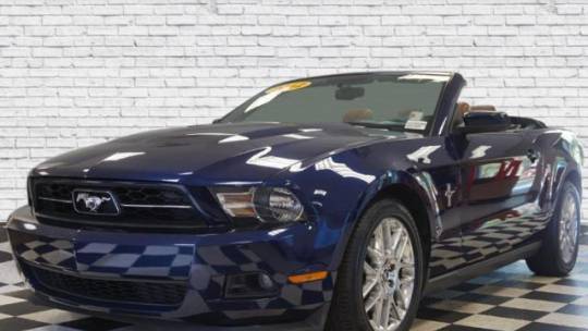 2012 Ford Mustang V6 Premium — Convertible — 96,562 mi — Brandon, FL