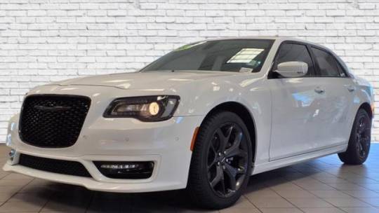 2023 Chrysler 300 Touring L — Sedan — 9,015 mi — Brandon, FL