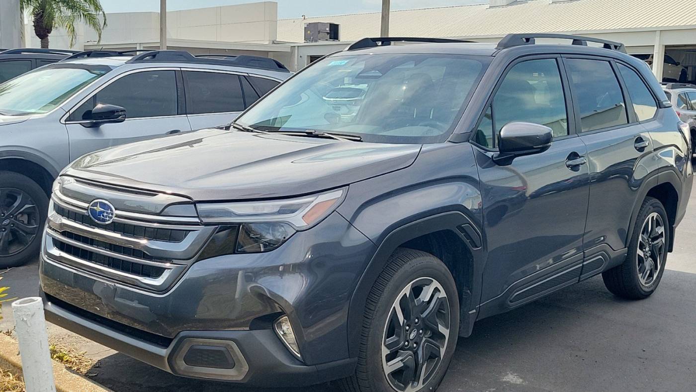 2025 Subaru Forester Limited — SUV — 3,899 mi — Saint Petersburg, FL