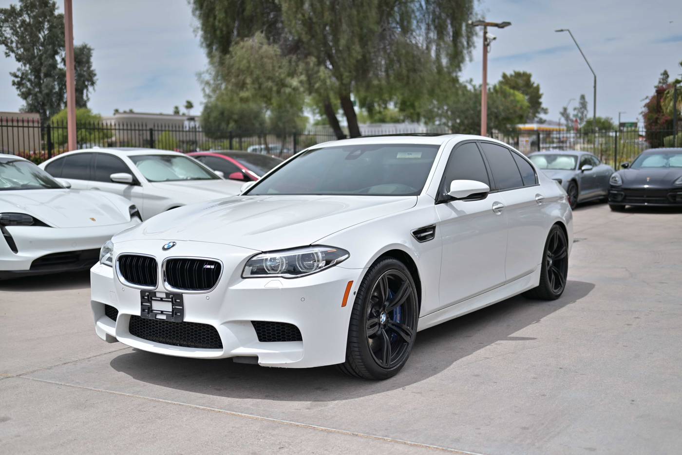 2015 BMW M5 Standard