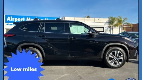 2022 Toyota Highlander XLE — SUV — 38,920 mi — Los Angeles, CA