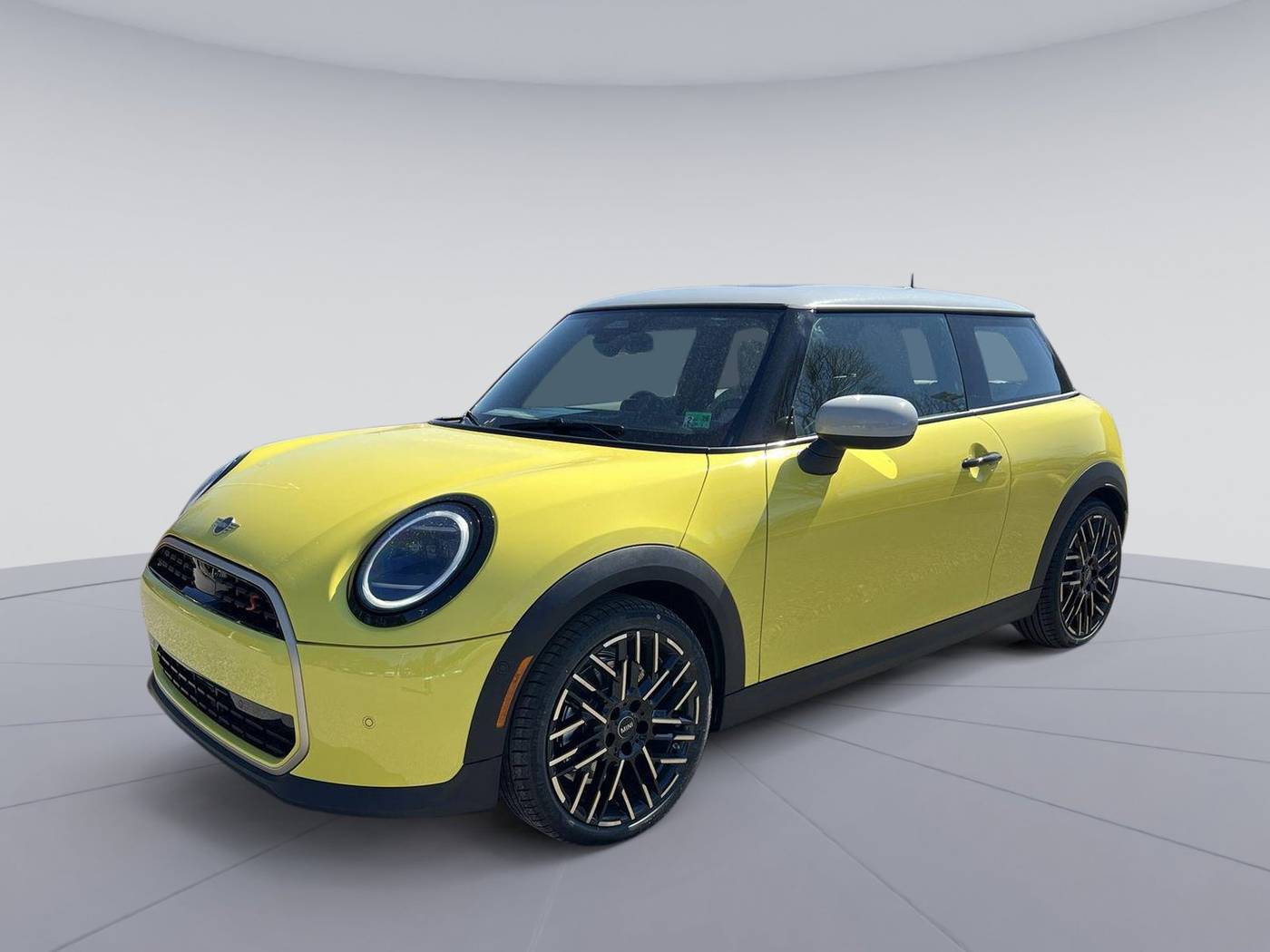 2025 MINI Hardtop Cooper S — Hatchback — 533 mi — Richmond, VA