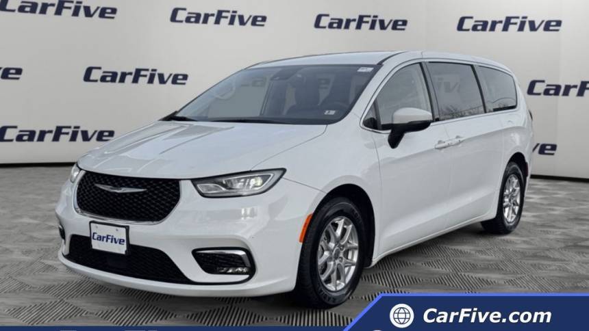 2023 Chrysler Pacifica Touring L — Minivan — 80,670 mi — Plaistow, NH