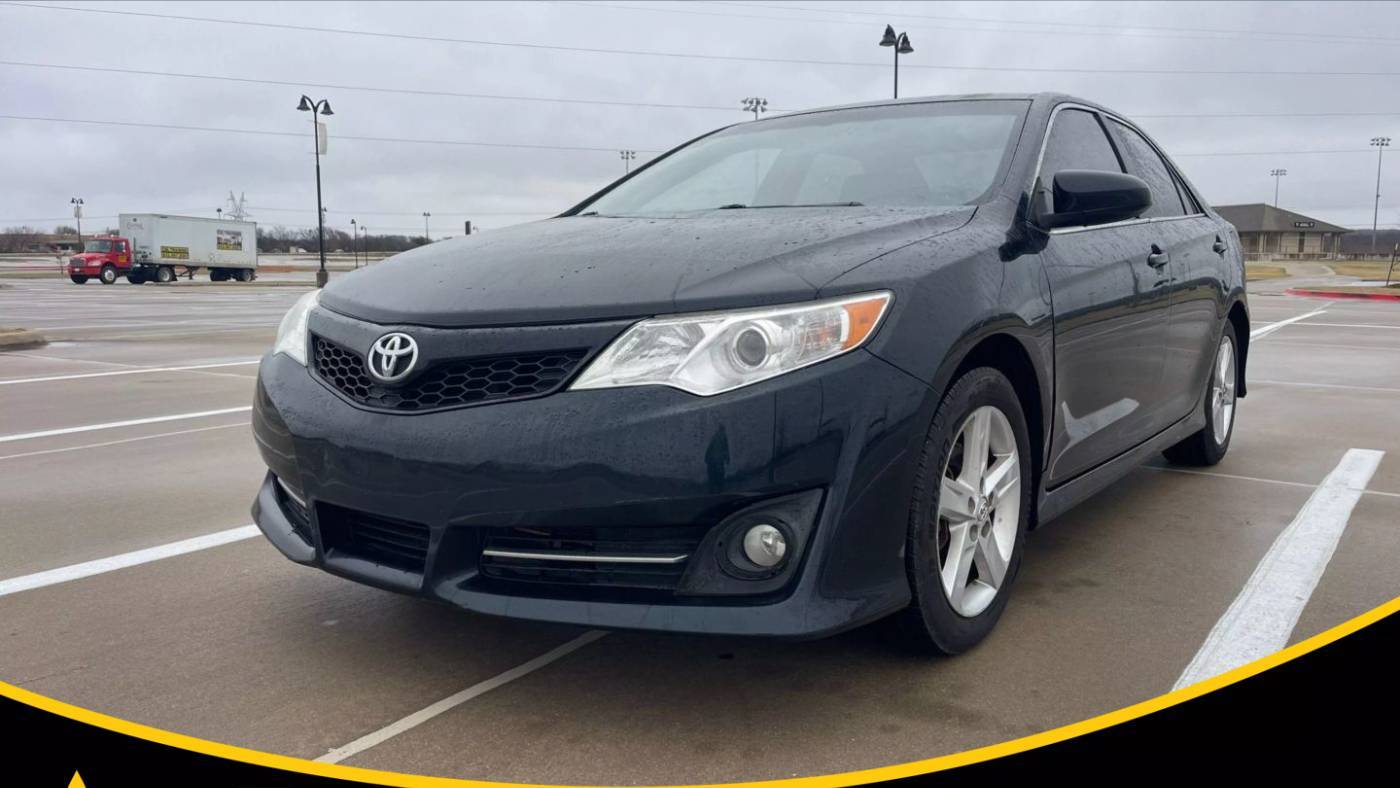 2013 Toyota Camry L — Sedan — 104,697 mi — Lewisville, TX