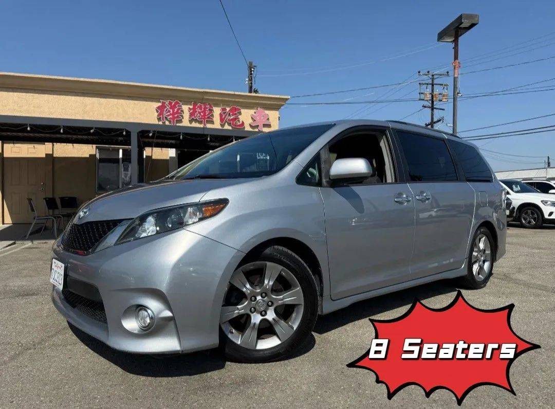 2014 Toyota Sienna SE — Minivan — 122,300 mi — EL MONTE, CA