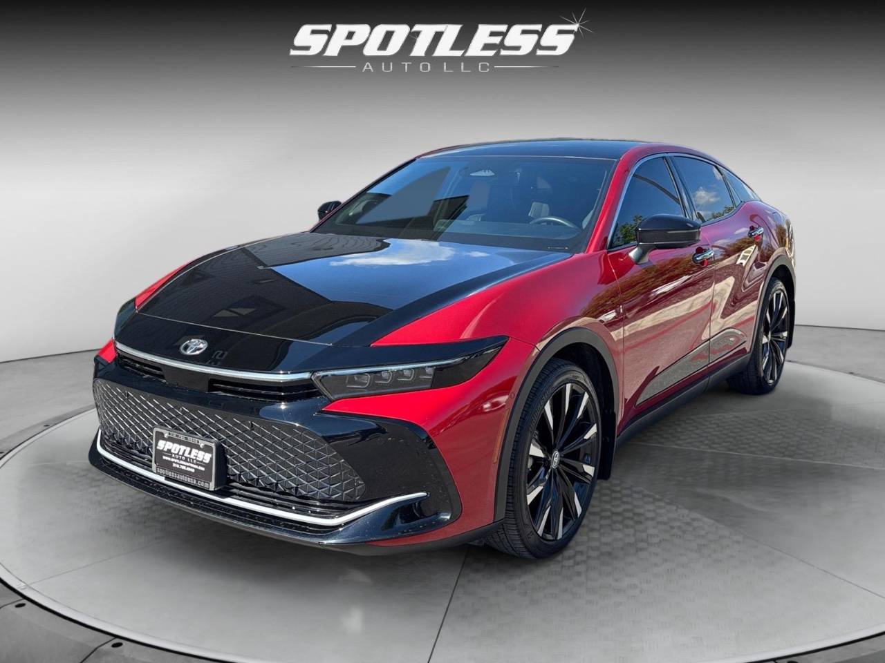 2024 Toyota Crown Platinum — Sedan — 14,493 mi — San Antonio, TX