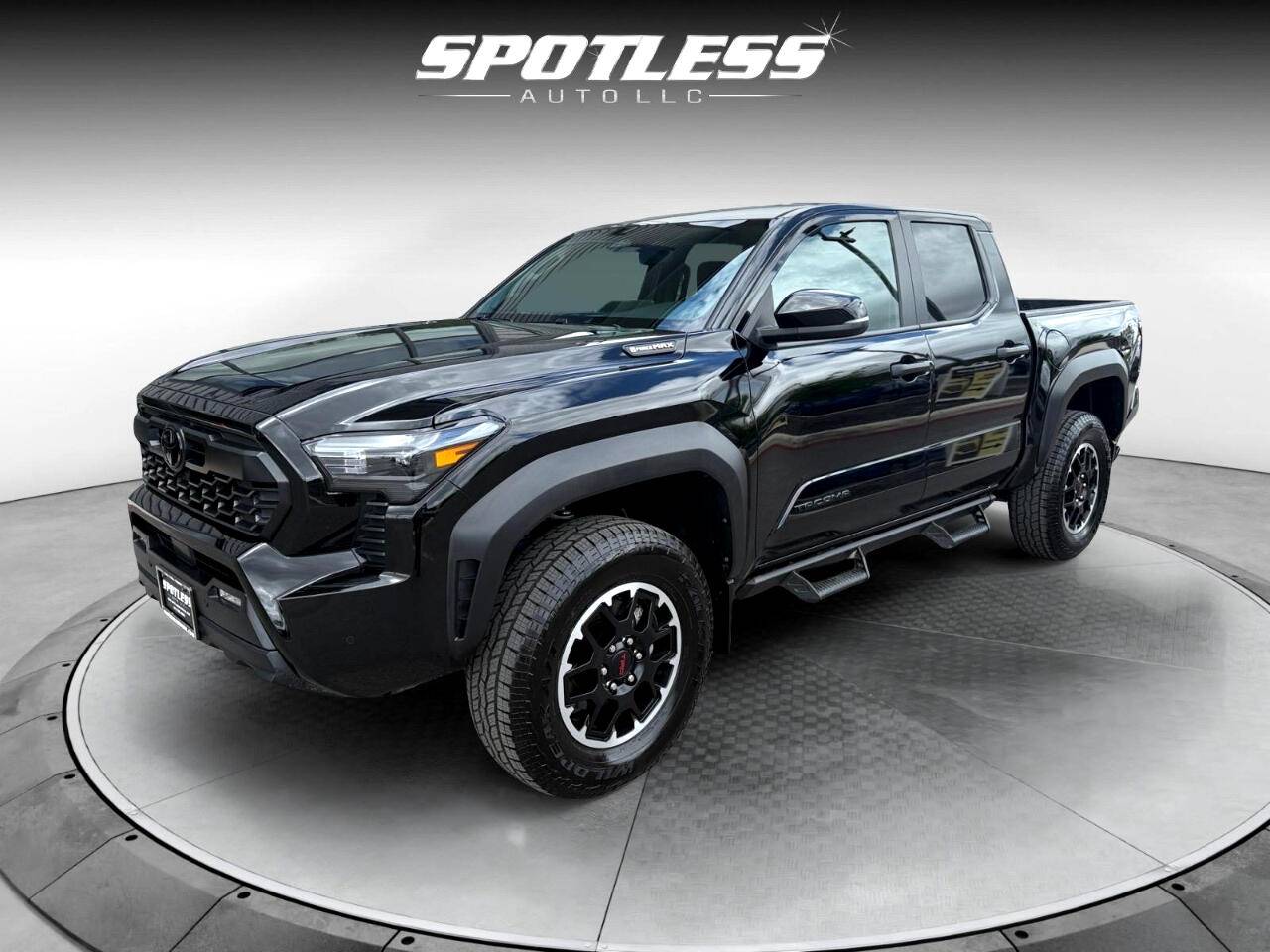 2024 Toyota Tacoma Limited Hybrid — Pickup Truck — 3,680 mi — San Antonio, TX