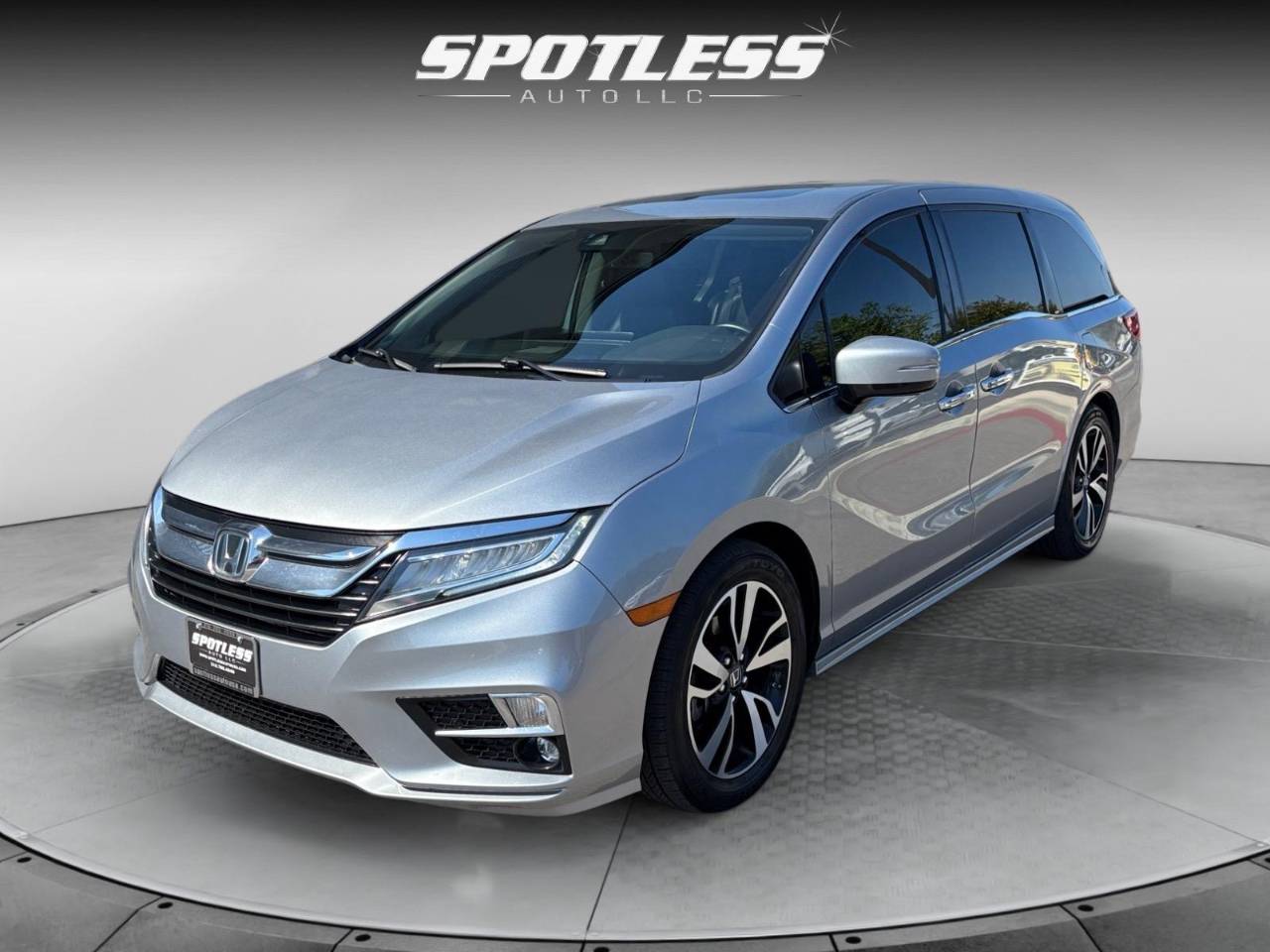 2020 Honda Odyssey Elite — Minivan — 157,293 mi — San Antonio, TX
