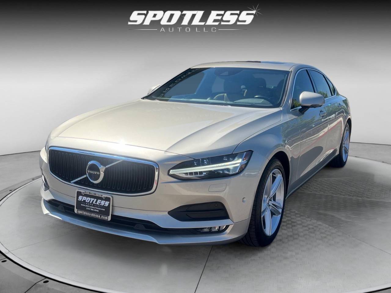 2018 Volvo S90 Momentum — Sedan — 68,637 mi — San Antonio, TX