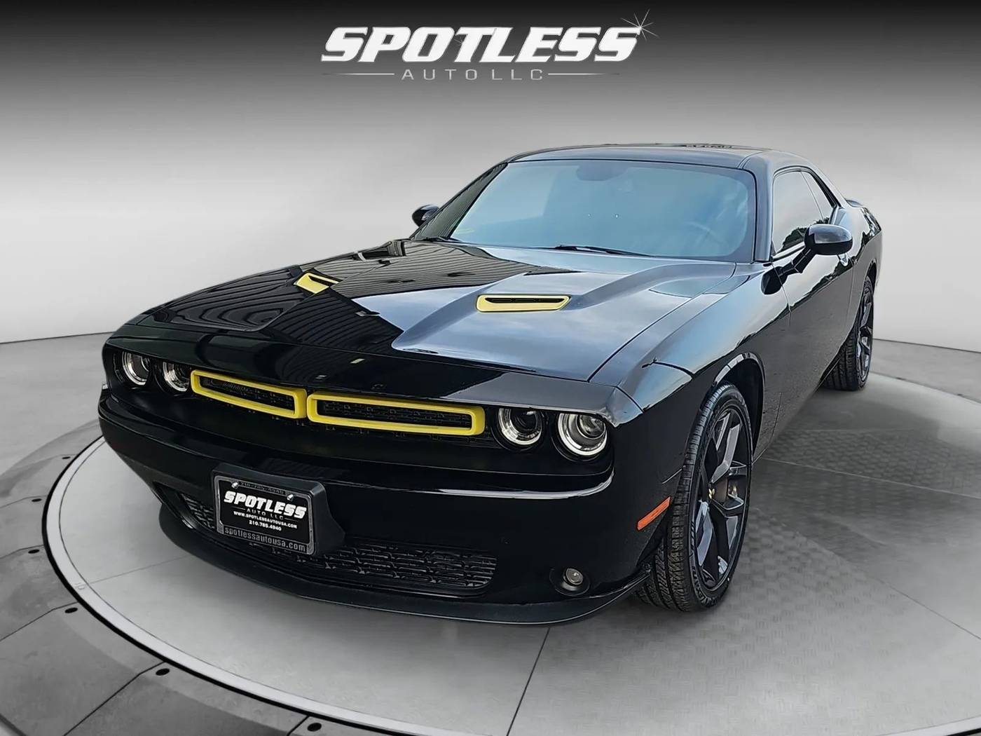 2022 Dodge Challenger SXT
