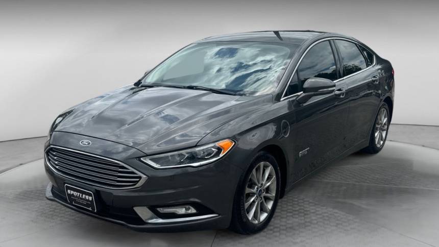 2017 Ford Fusion Energi Titanium — Sedan — 137,581 mi — San Antonio, TX