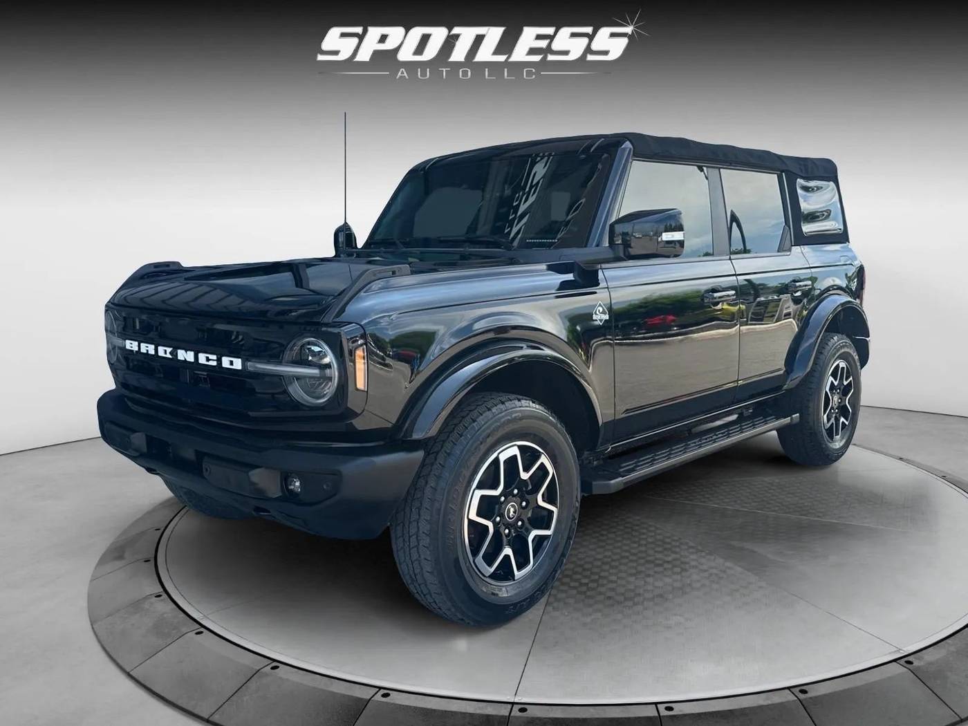 2022 Ford Bronco Outer Banks