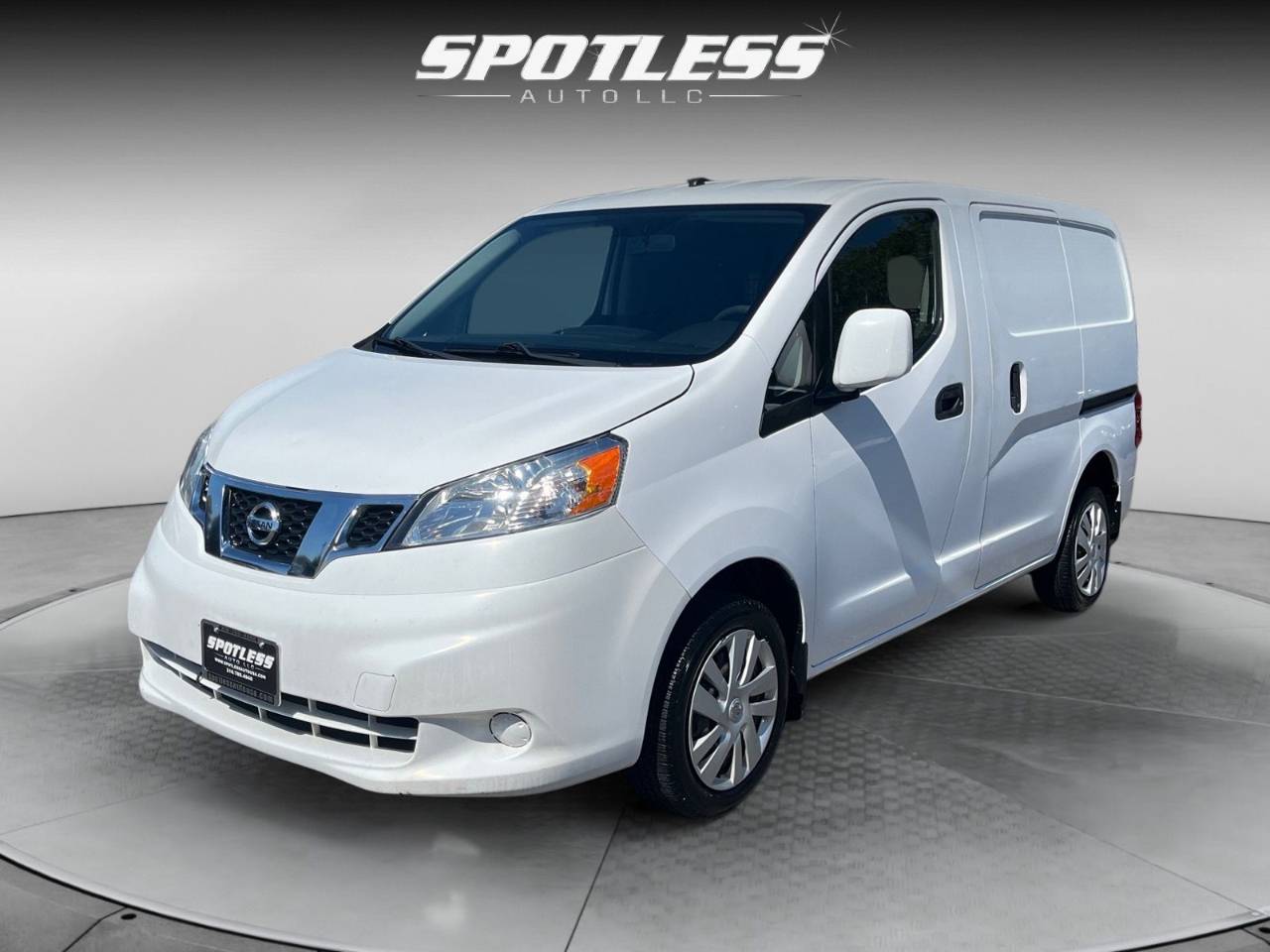 2017 Nissan NV200 Compact Cargo SV — Cargo Van — 102,437 mi — San Antonio, TX