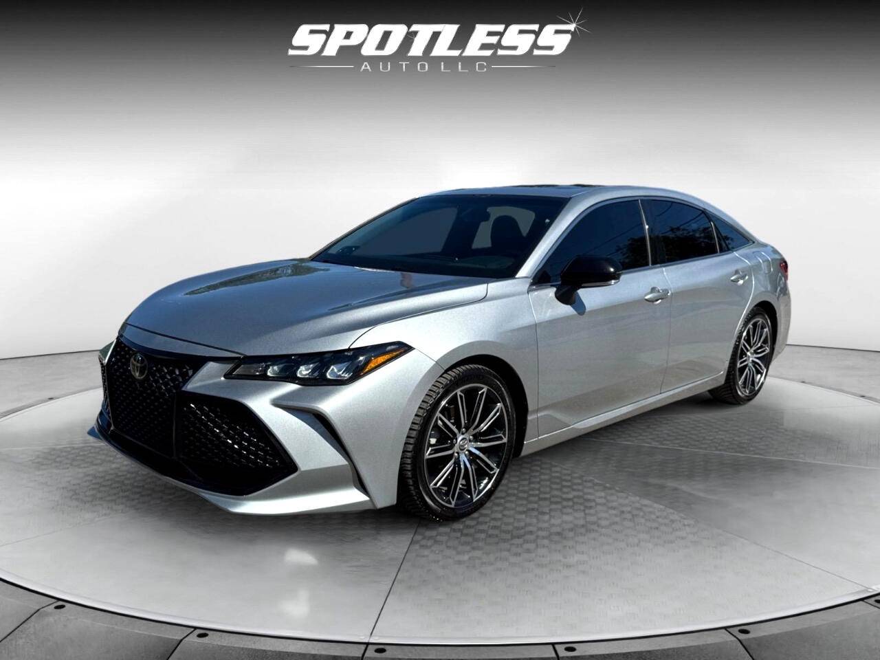 2019 Toyota Avalon XSE — Sedan — 132,493 mi — San Antonio, TX