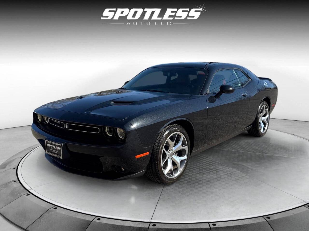 2015 Dodge Challenger SXT Plus — Coupe — 17,417 mi — San Antonio, TX