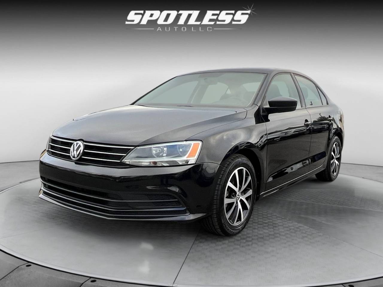 2016 Volkswagen Jetta 1.4T SE — Sedan — 33,744 mi — San Antonio, TX
